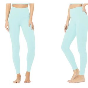 Alo Yoga high rise mint leggings